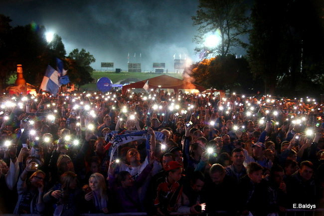 Poszukaj się wśród kibiców (zdjęcia)