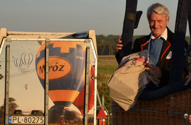 Listonosz w balonie (zdjęcia)