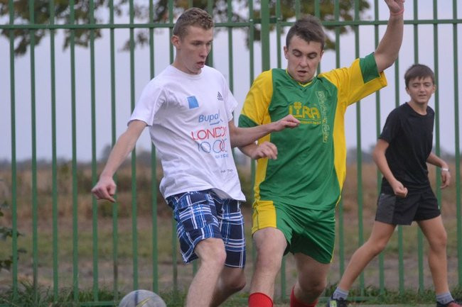 Turniej piłkarski w Krzemieniewie (zdjęcia)