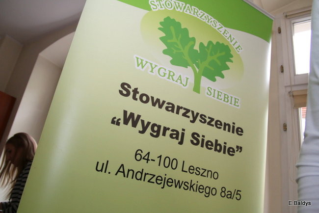 ADAM SKÓRNICKI ŚCIĄŁ WŁOSY (zdjęcia)