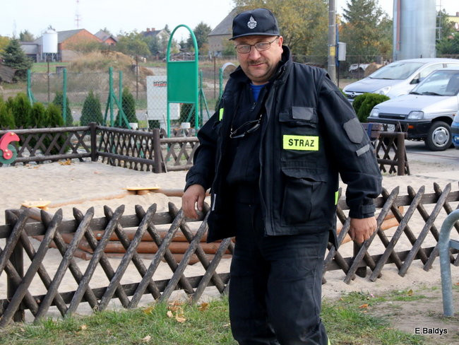 Zabawa z ziemniakami w tle (zdjęcia)