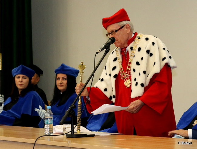 Wyższa Szkoła Humanistyczna rozpoczęła nowy rok akademicki (zdjęcia)