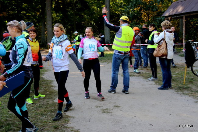 Rodzinne bieganie w Karczmie Borowej (zdjęcia)