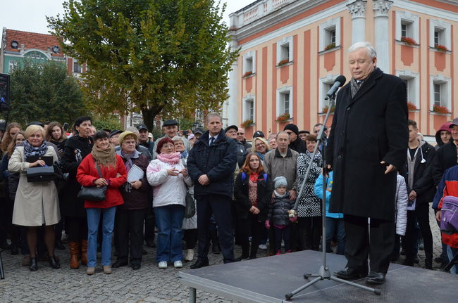 Kaczyński ciepło przyjęty przez leszczynian (zdjęcia)