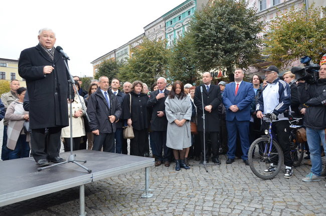 Kaczyński ciepło przyjęty przez leszczynian (zdjęcia)