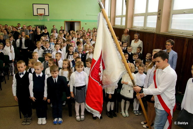 Zostali uczniami Szkoły Podstawowej w Osiecznej (zdjęcia)
