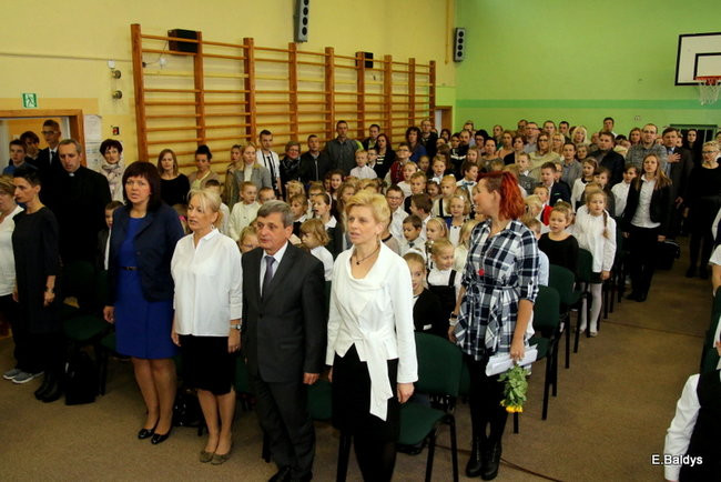 Zostali uczniami Szkoły Podstawowej w Osiecznej (zdjęcia)