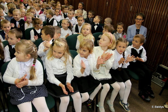 Zostali uczniami Szkoły Podstawowej w Osiecznej (zdjęcia)