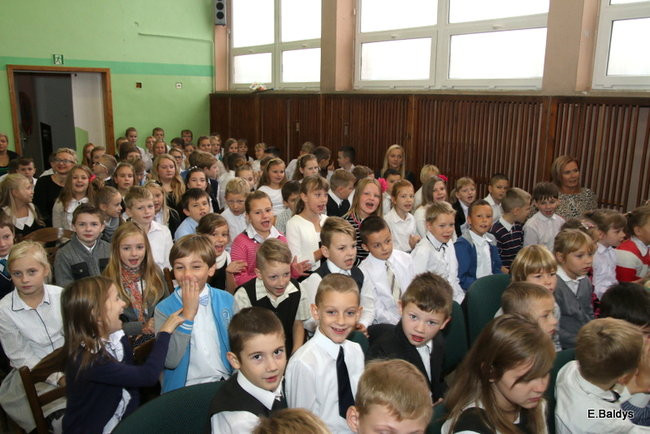 Zostali uczniami Szkoły Podstawowej w Osiecznej (zdjęcia)