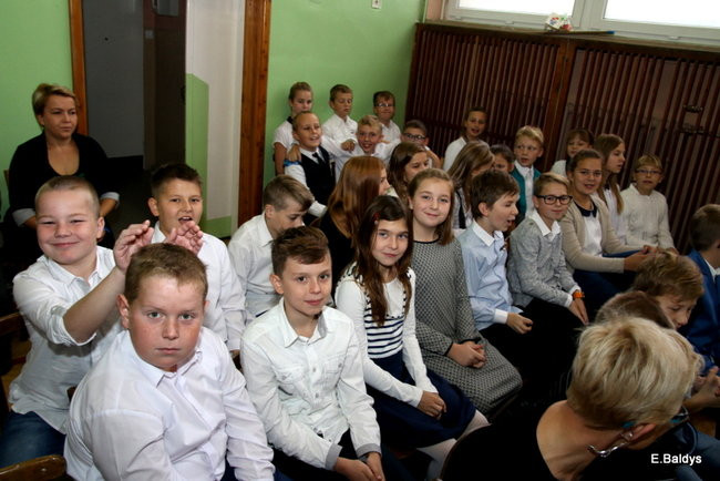 Zostali uczniami Szkoły Podstawowej w Osiecznej (zdjęcia)