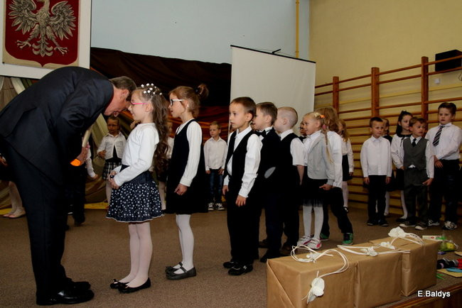 Zostali uczniami Szkoły Podstawowej w Osiecznej (zdjęcia)