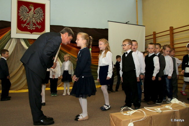 Zostali uczniami Szkoły Podstawowej w Osiecznej (zdjęcia)