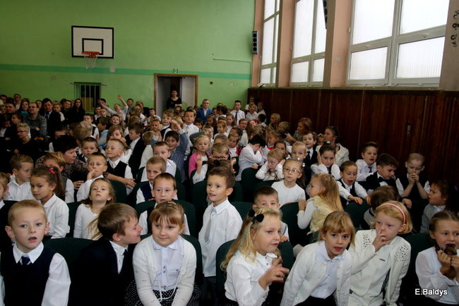 Zostali uczniami Szkoły Podstawowej w Osiecznej (zdjęcia)