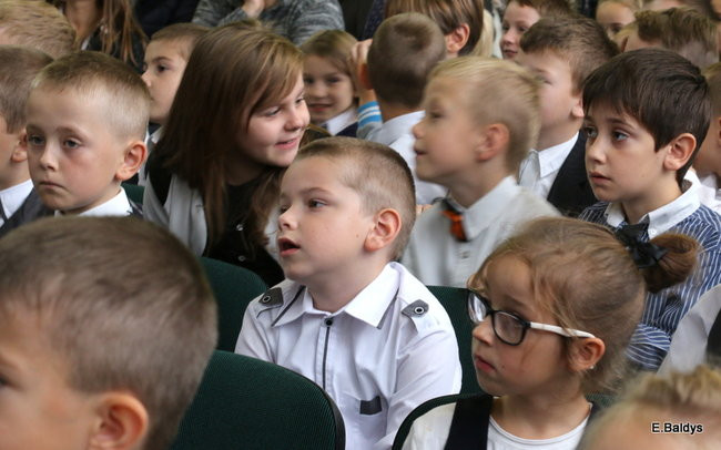Zostali uczniami Szkoły Podstawowej w Osiecznej (zdjęcia)