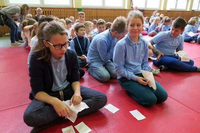 Mali specjaliści od ratowania ludzi (zdjęcia i wideo)