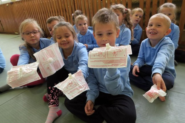 Mali specjaliści od ratowania ludzi (zdjęcia i wideo)