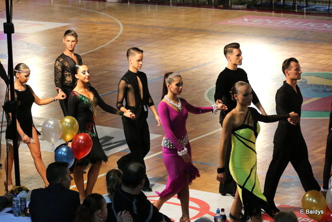 Widowiskowe tańce w Trapezie (zdjęcia)