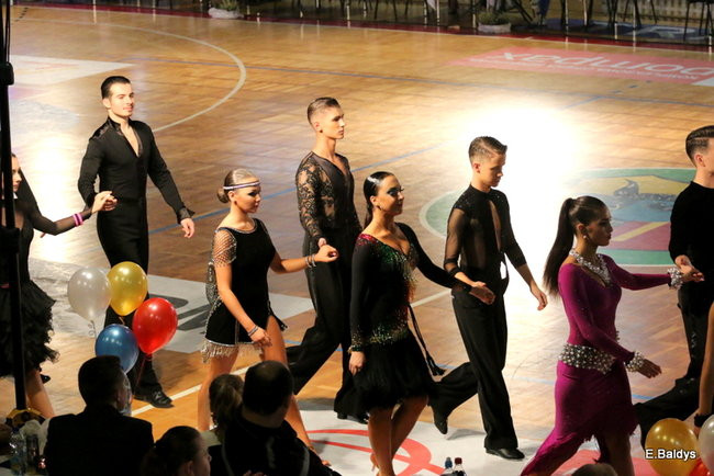 Widowiskowe tańce w Trapezie (zdjęcia)