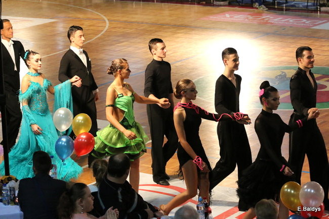 Widowiskowe tańce w Trapezie (zdjęcia)