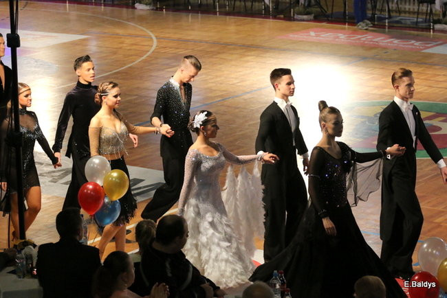 Widowiskowe tańce w Trapezie (zdjęcia)