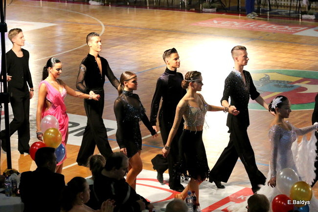 Widowiskowe tańce w Trapezie (zdjęcia)