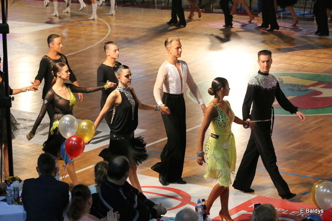 Widowiskowe tańce w Trapezie (zdjęcia)