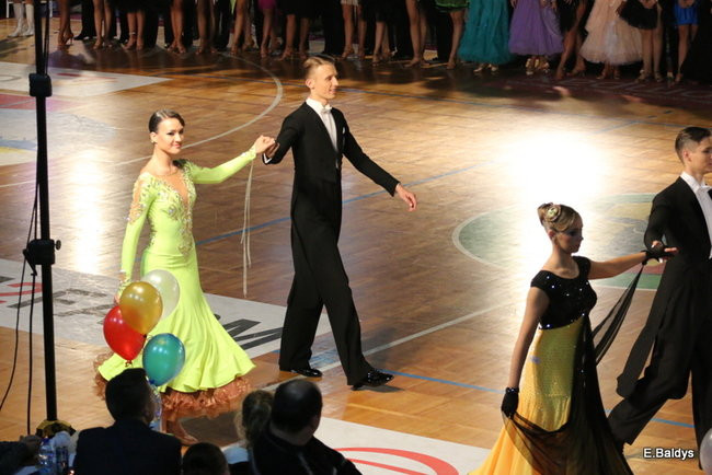 Widowiskowe tańce w Trapezie (zdjęcia)