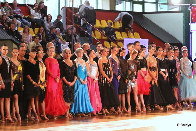 Widowiskowe tańce w Trapezie (zdjęcia)