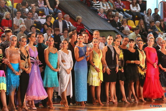 Widowiskowe tańce w Trapezie (zdjęcia)