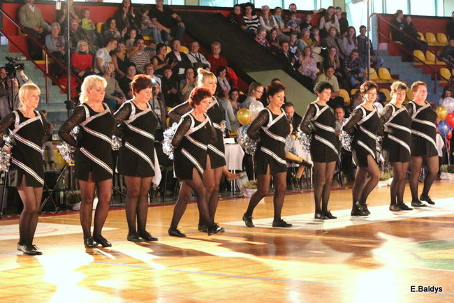 Widowiskowe tańce w Trapezie (zdjęcia)