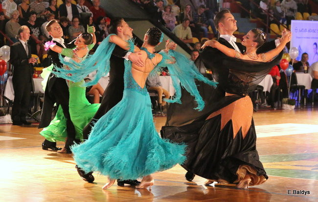 Widowiskowe tańce w Trapezie (zdjęcia)