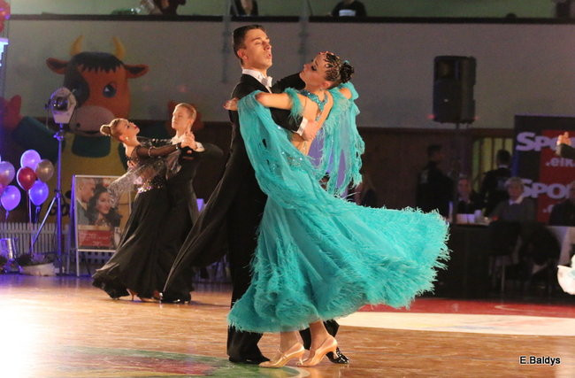 Widowiskowe tańce w Trapezie (zdjęcia)