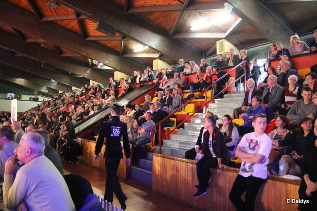 Widowiskowe tańce w Trapezie (zdjęcia)