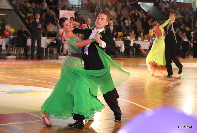 Widowiskowe tańce w Trapezie (zdjęcia)