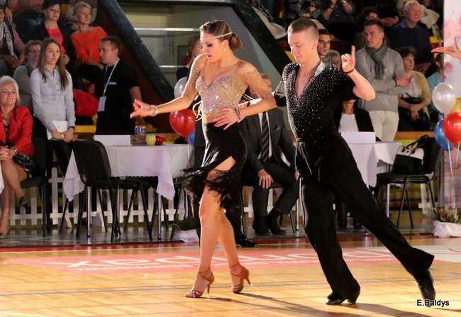 Widowiskowe tańce w Trapezie (zdjęcia)