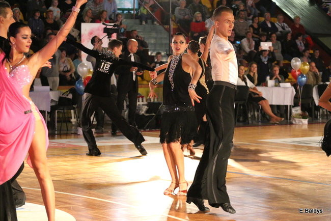 Widowiskowe tańce w Trapezie (zdjęcia)