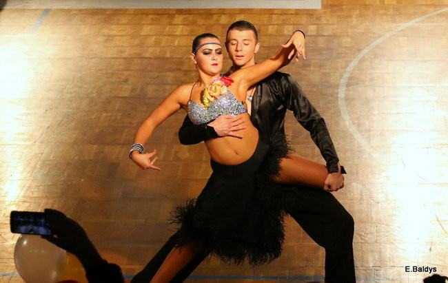 Widowiskowe tańce w Trapezie (zdjęcia)