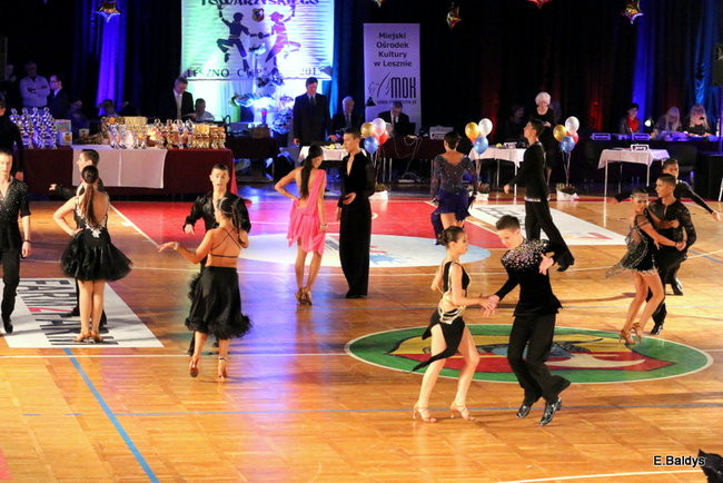 Widowiskowe tańce w Trapezie (zdjęcia)