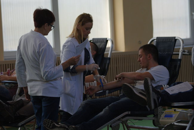 Oddali krew w ZSRB (kilka zdjęć)