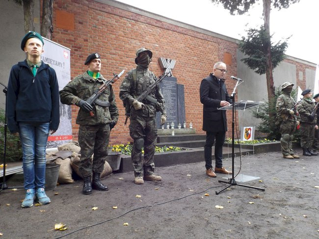 Pamięci pomordowanych (zdjęcia)