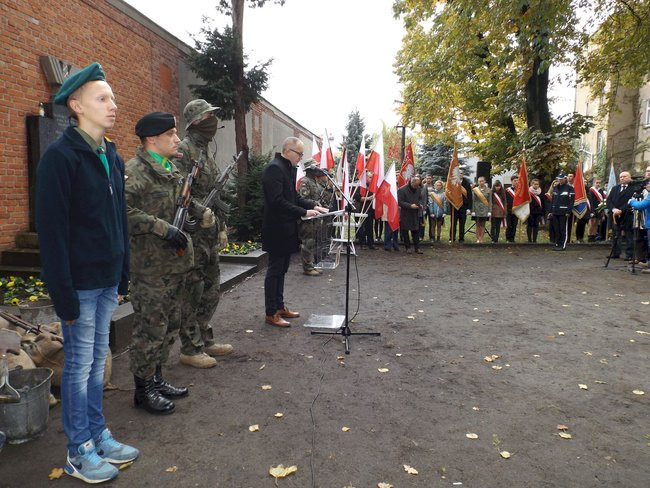 Pamięci pomordowanych (zdjęcia)