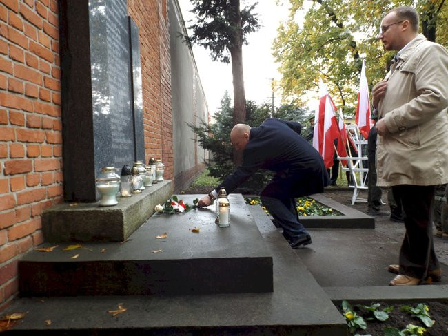 Pamięci pomordowanych (zdjęcia)