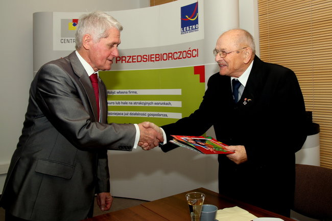 Złączeni filatelistyczną pasją (zdjęcia)