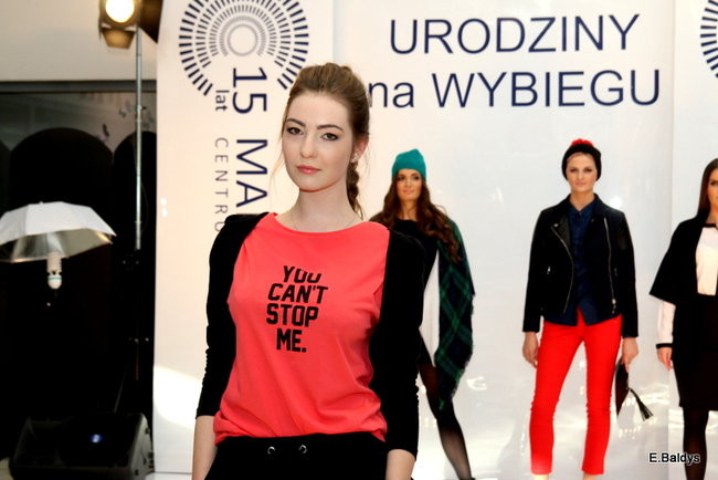 Tort na 15-lecie CH Manhattan (zdjęcia)