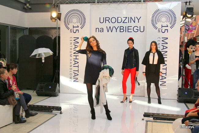 Tort na 15-lecie CH Manhattan (zdjęcia)