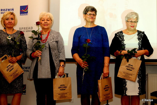 Kalendarz, który ma dodać sił i wiary ( zdjęcia)