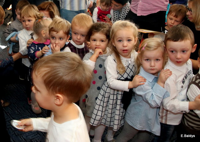 Pasowanie na przedszkolaka w PM 3 (zdjęcia)