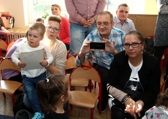 Pasowanie na przedszkolaka w PM 3 (zdjęcia)