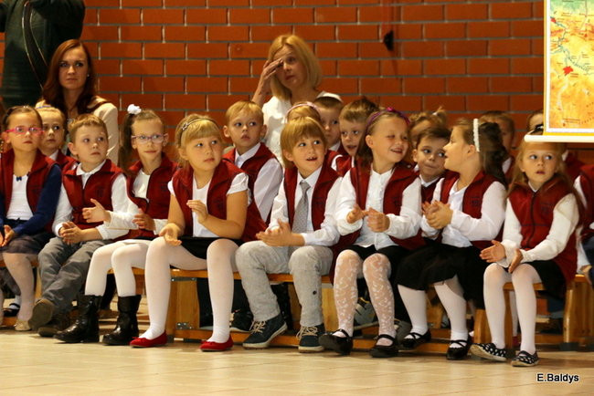 Pasowanie na dworze Króla Stanisława w SP 13 (zdjęcia)