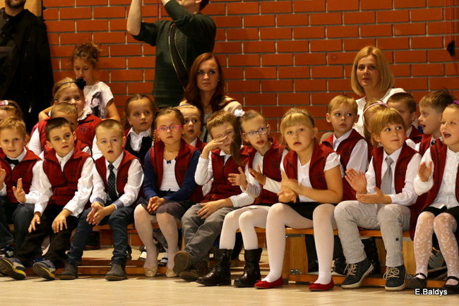 Pasowanie na dworze Króla Stanisława w SP 13 (zdjęcia)